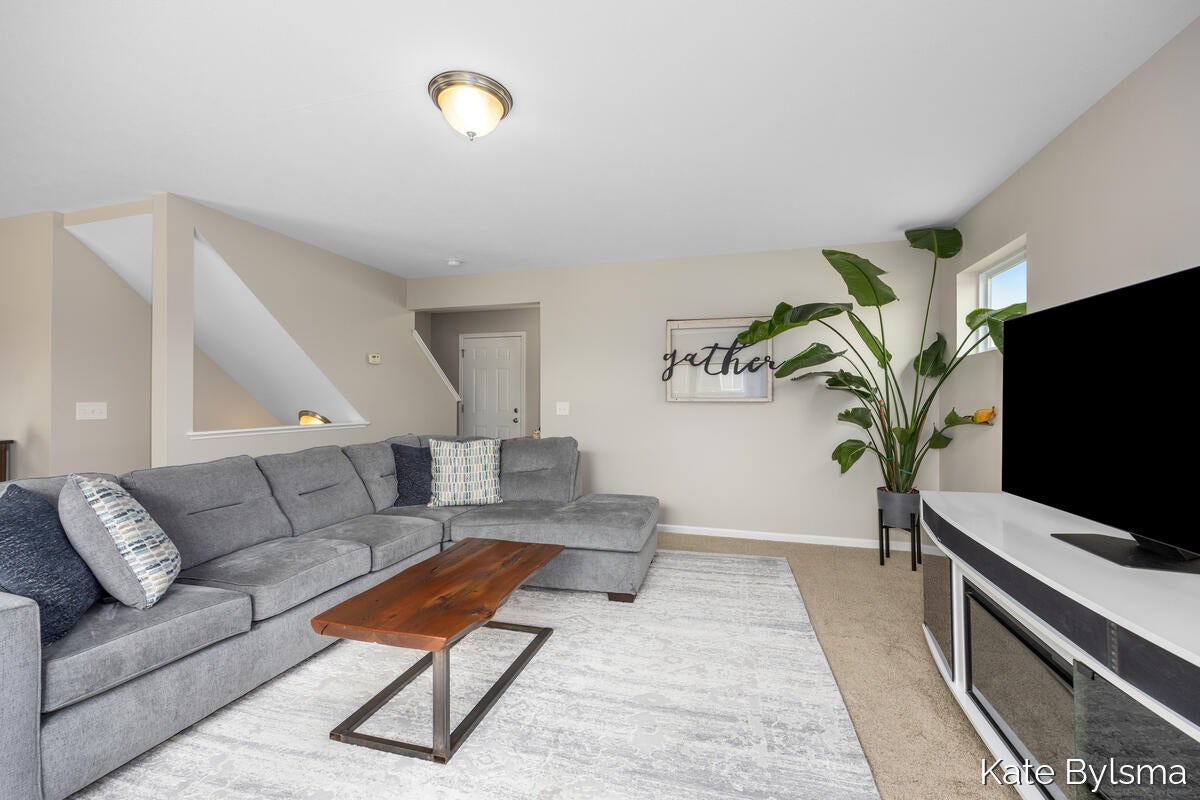 4614 Quaker Hill Court