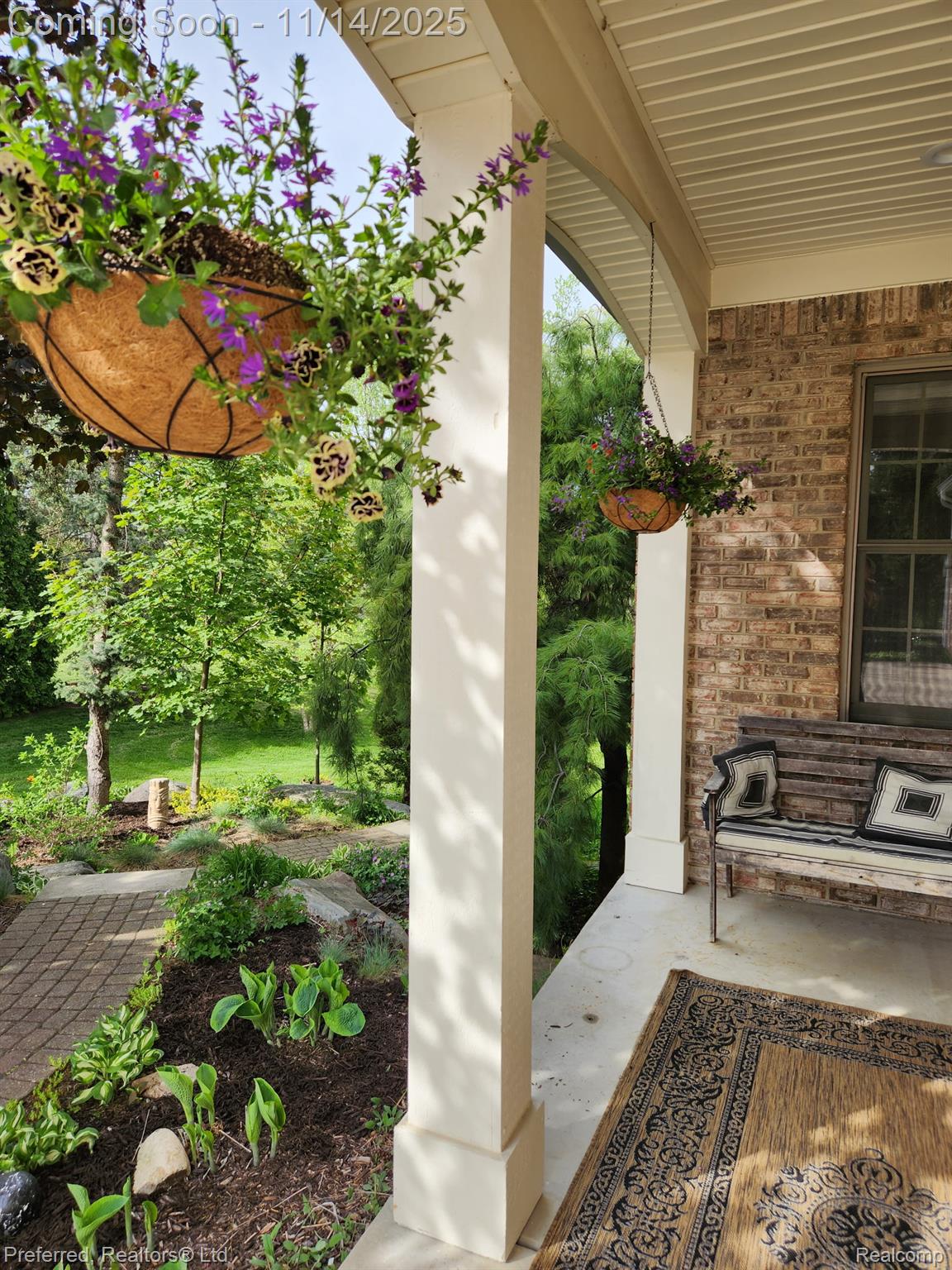 7424 Stonebrook Drive