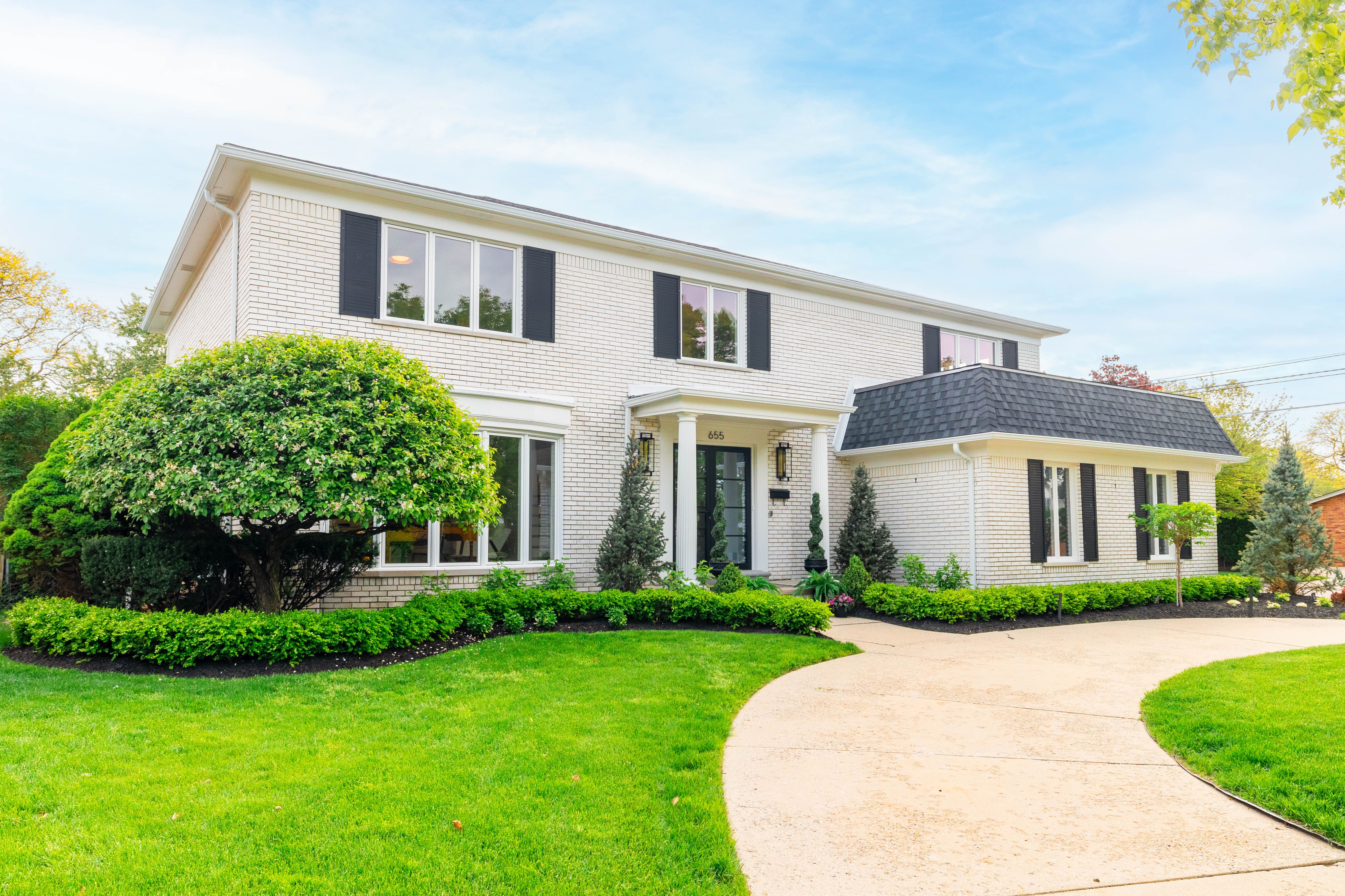 655 CANTERBURY Road