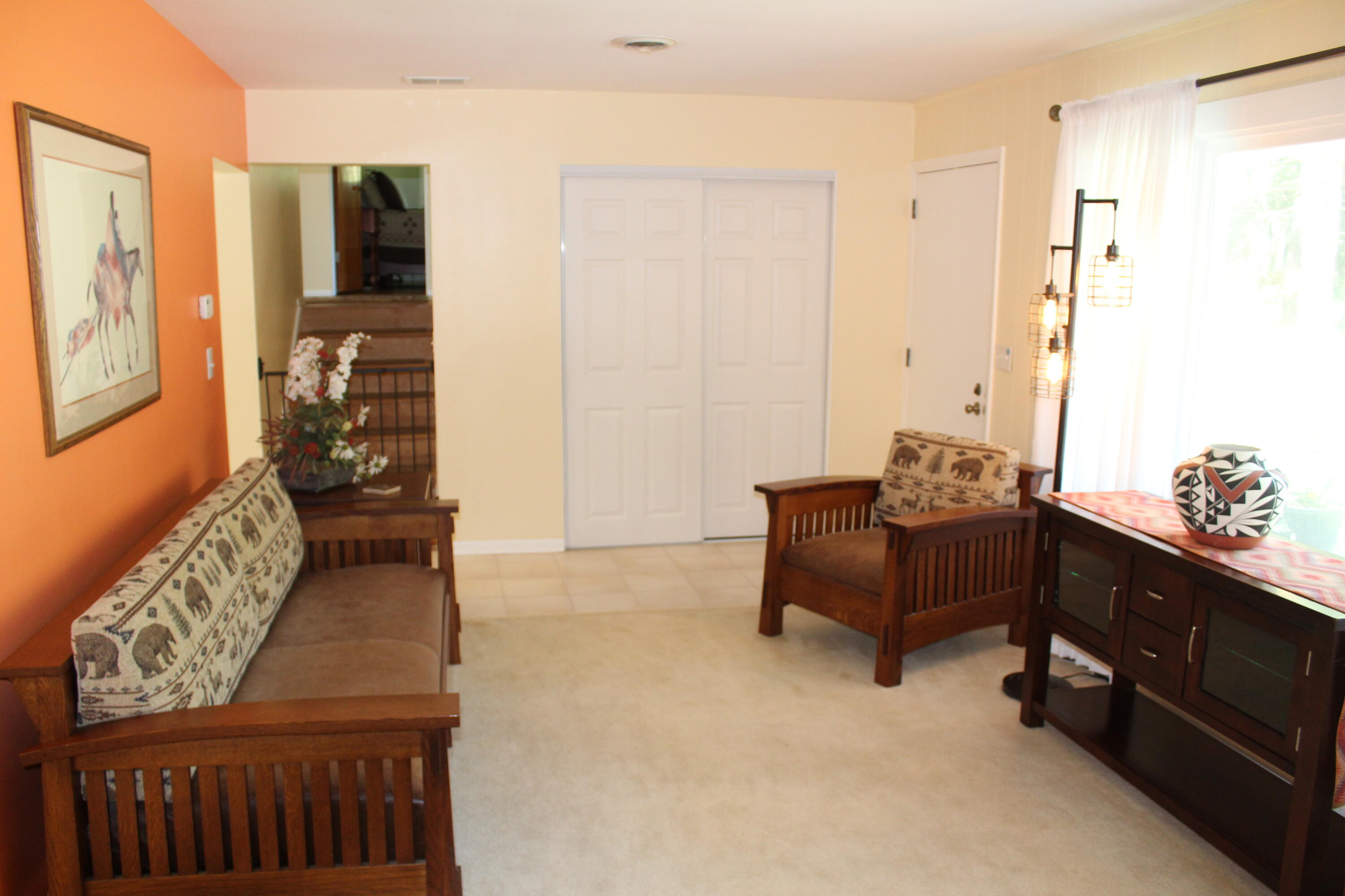 3444 E Pineview Drive