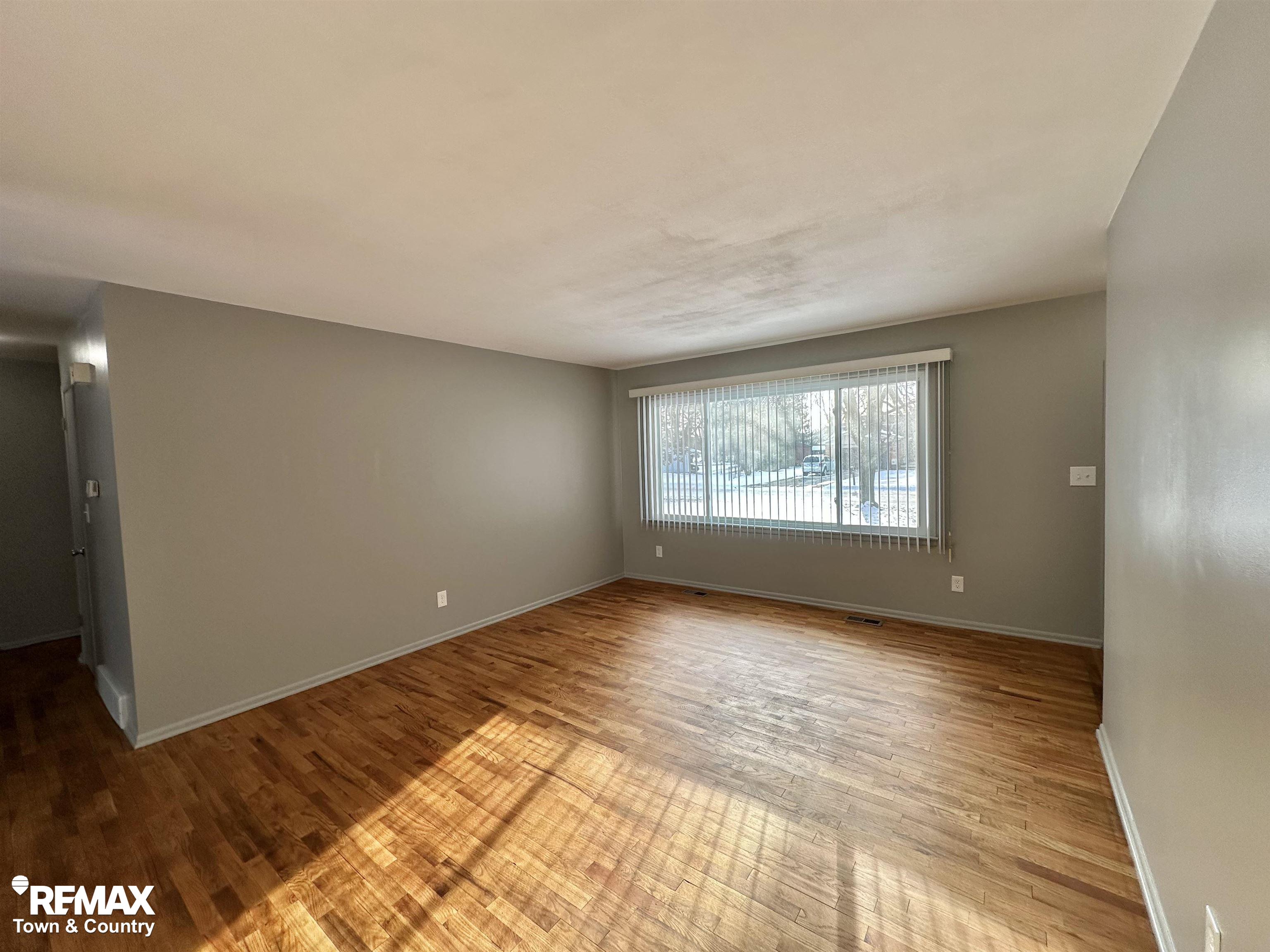 4441 Sunnymead Avenue