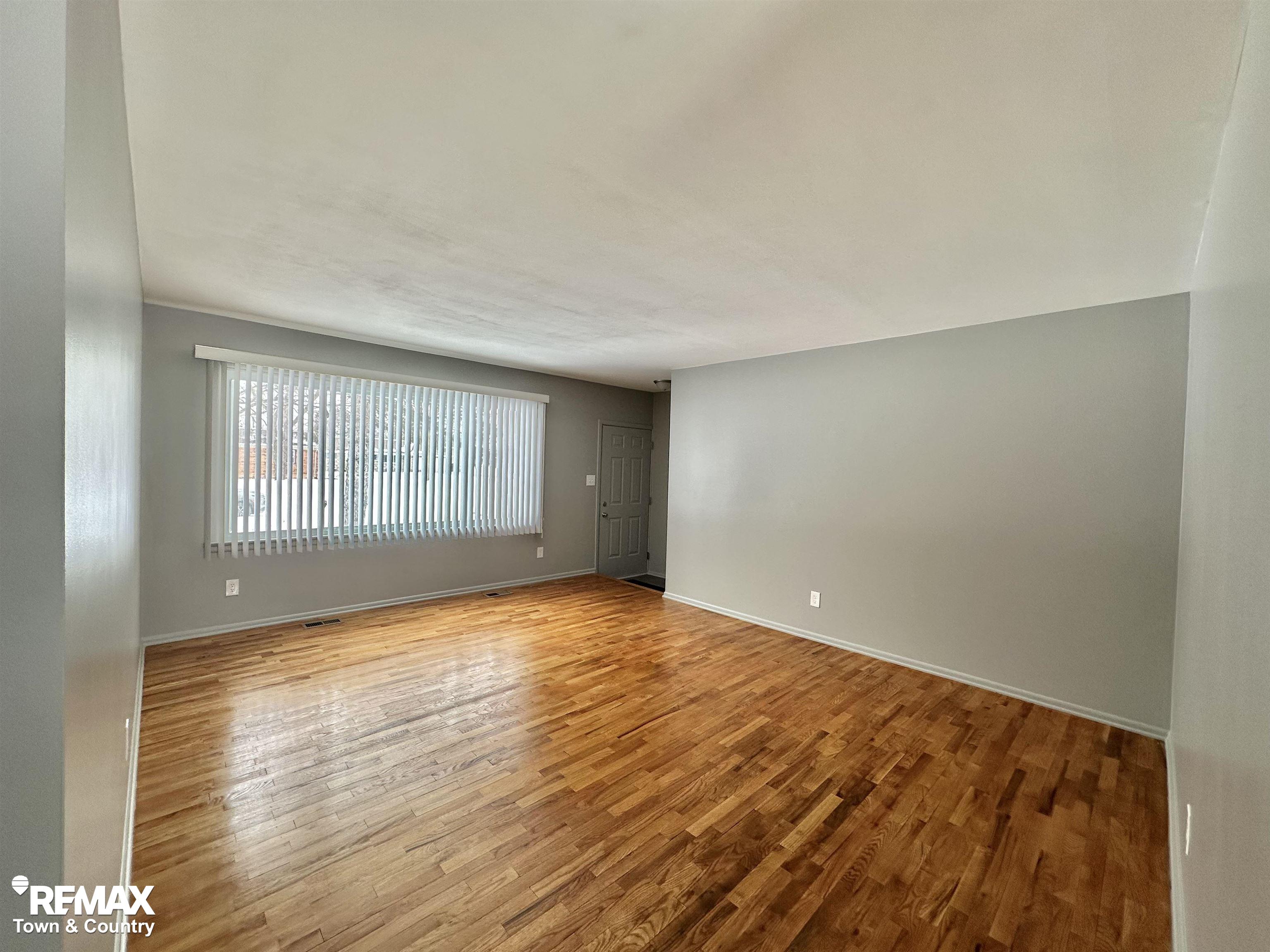 4441 Sunnymead Avenue