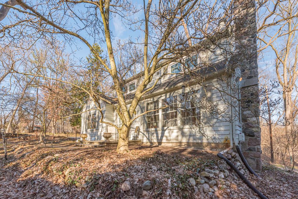 listing image 74