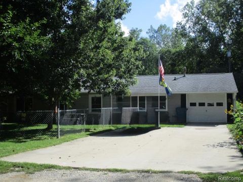 4080 Potts Road Handy Township MI 48836