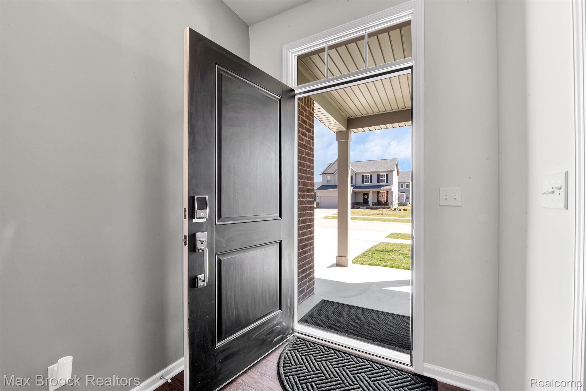 2799 GALLOP Way