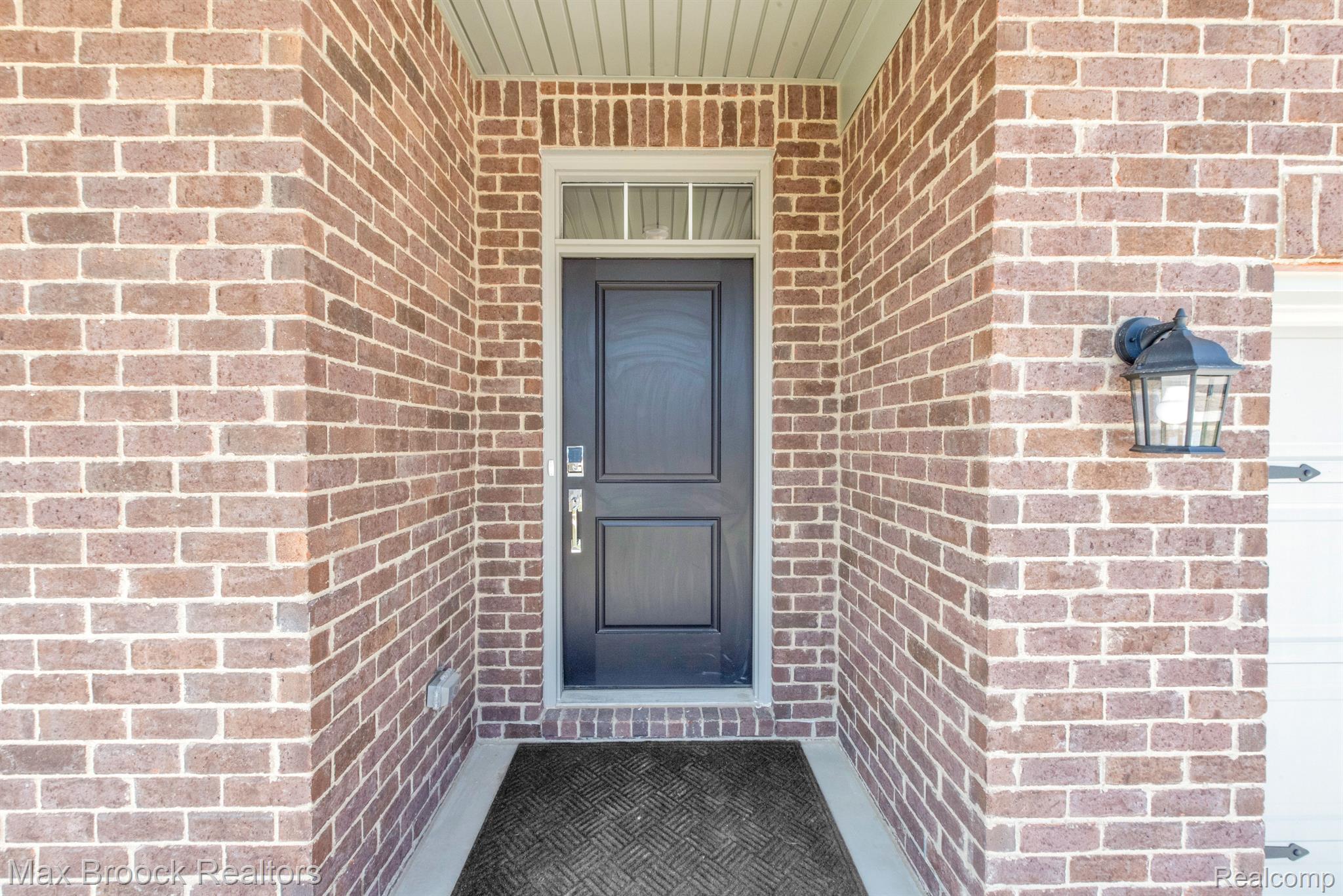 2799 GALLOP Way