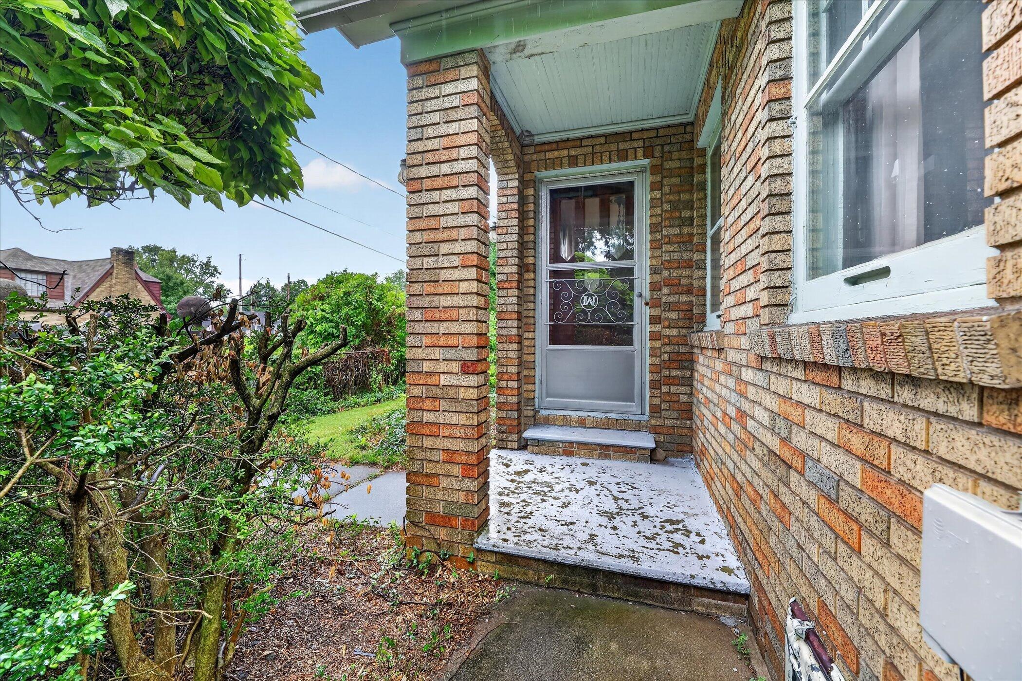 1124 Ashley Drive