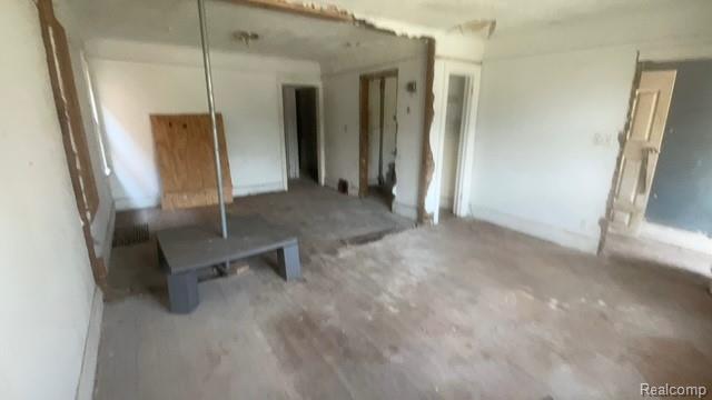16309 Log Cabin Street