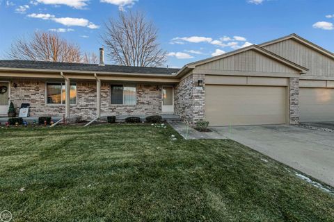 16996 Cristina Ct. Court Clinton Charter Township MI 48038