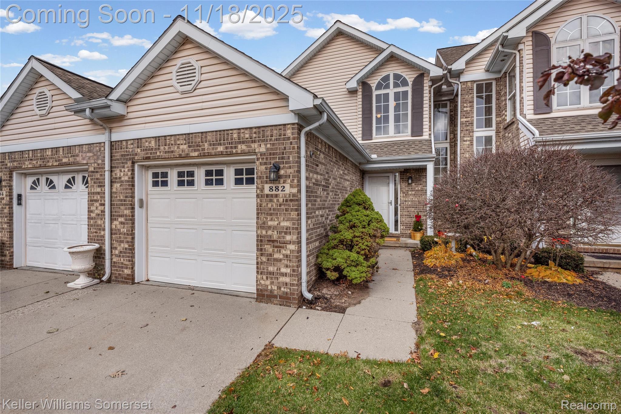 882 Natures Cove Court