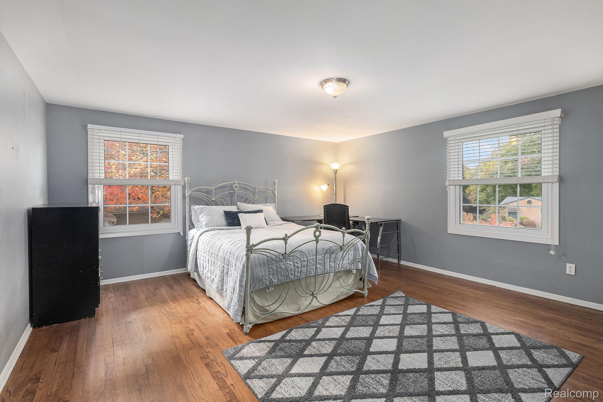 Bloomfield Charter Township, Michigan 48304, United States, 4 Bedrooms Bedrooms, ,3 BathroomsBathrooms,Residential,Pending,237182