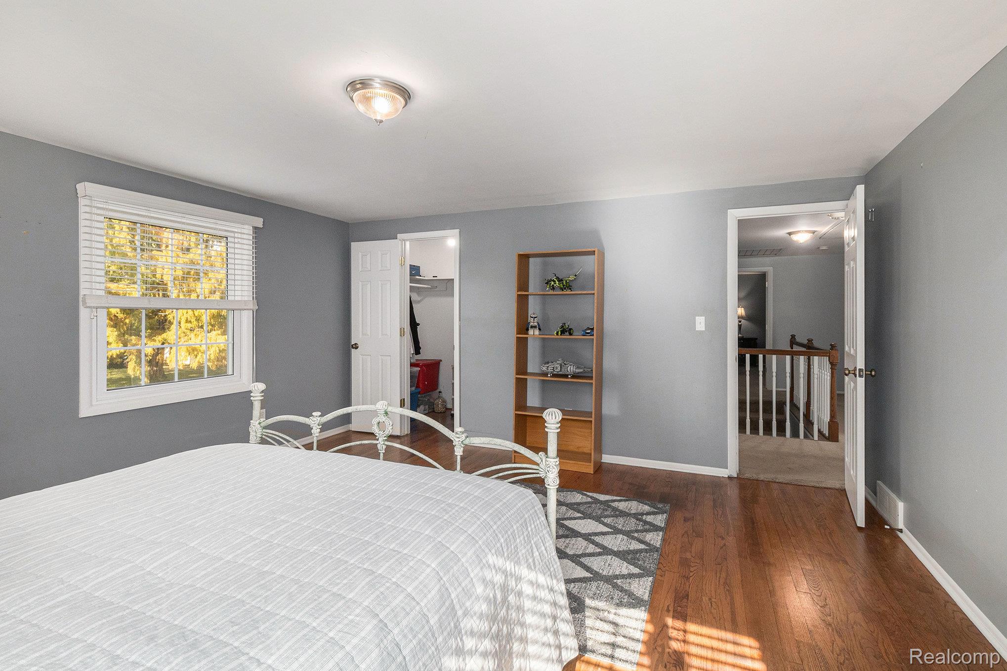 Bloomfield Charter Township, Michigan 48304, United States, 4 Bedrooms Bedrooms, ,3 BathroomsBathrooms,Residential,Pending,237182