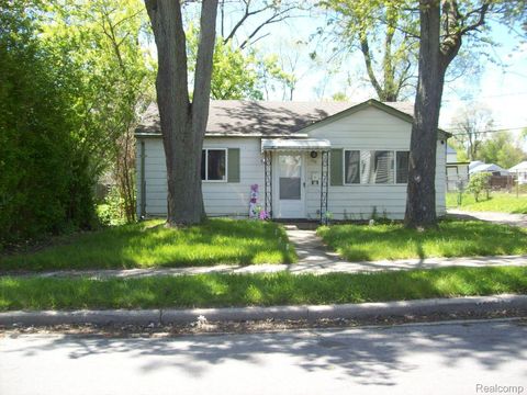 735 Emerson Avenue Pontiac City MI 48340
