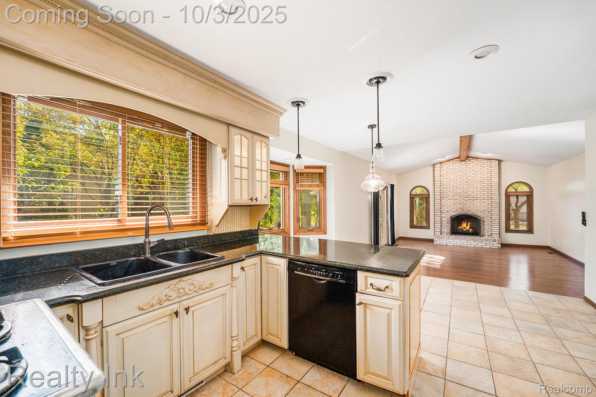 44755 Huntingcross Drive