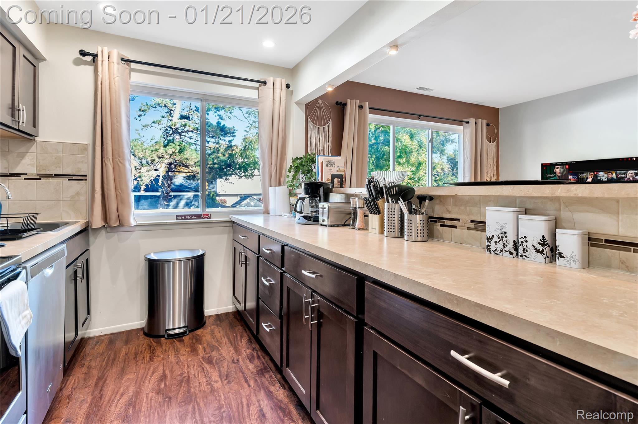 1250 W 9 Mile Road 6