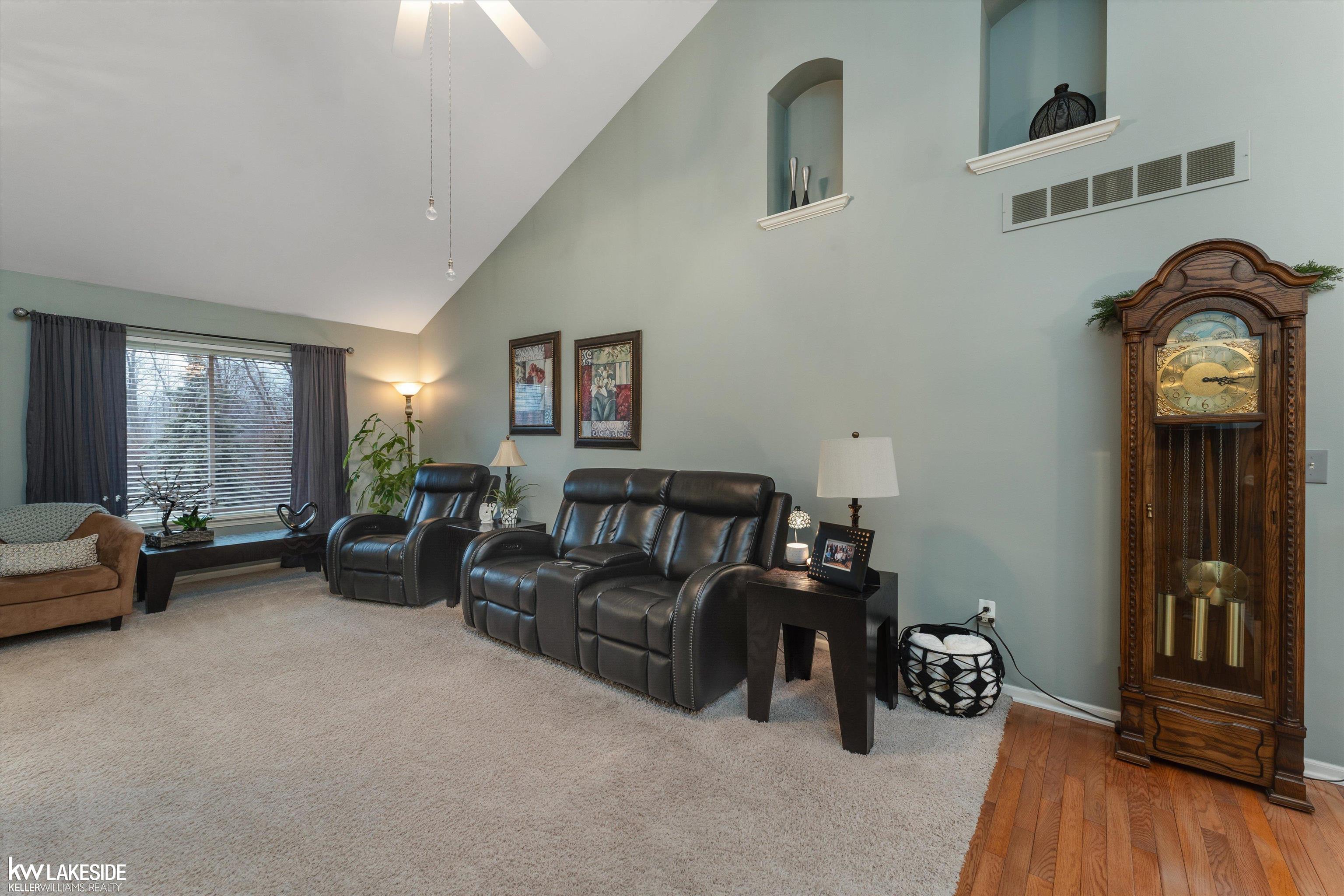 8160 Huntington Ridge Court