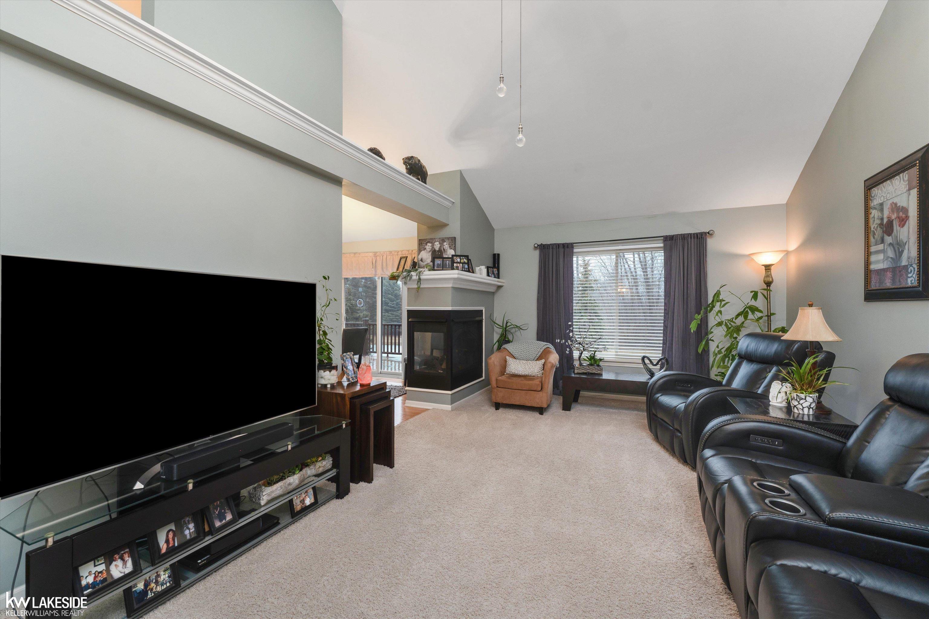 8160 Huntington Ridge Court