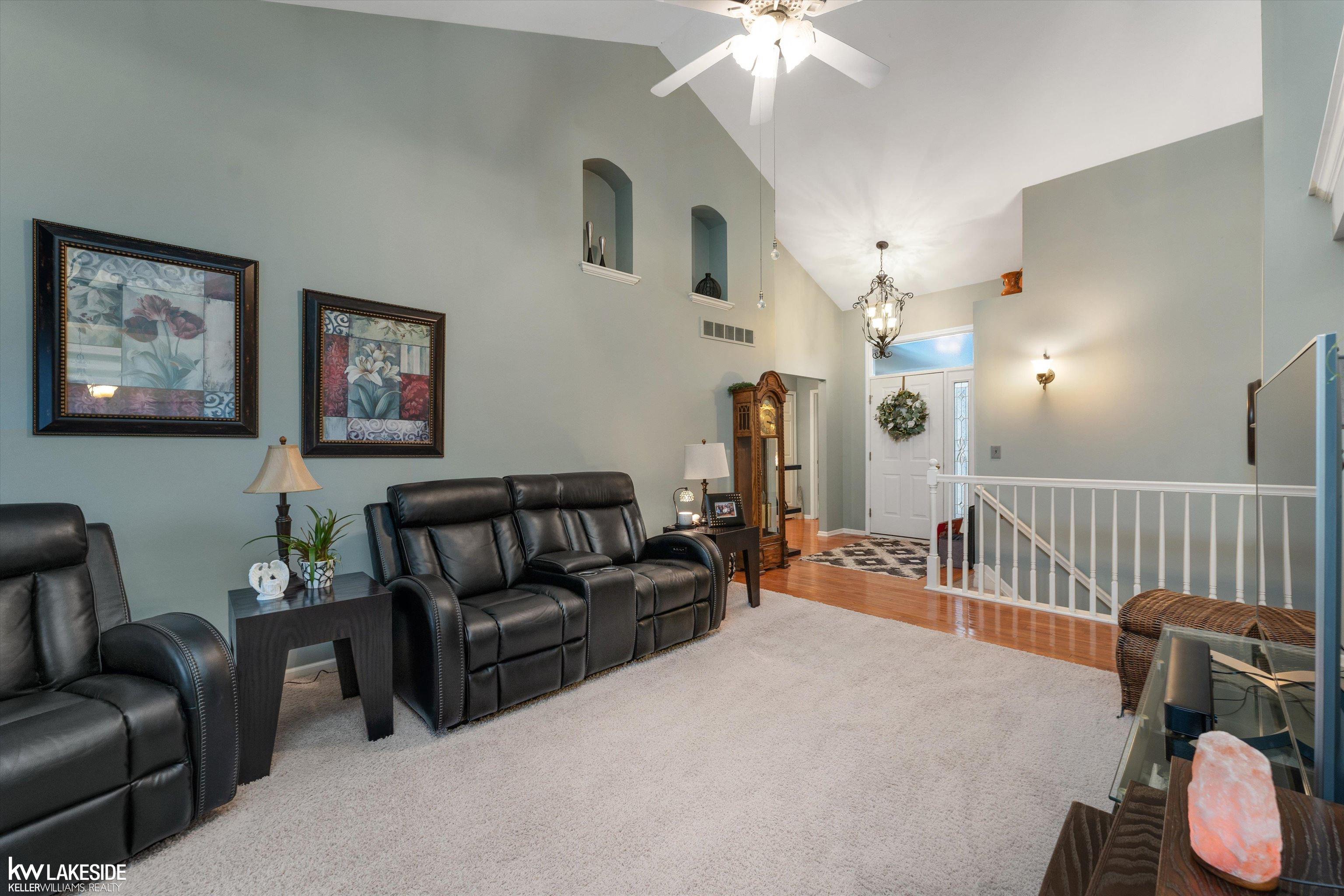 8160 Huntington Ridge Court