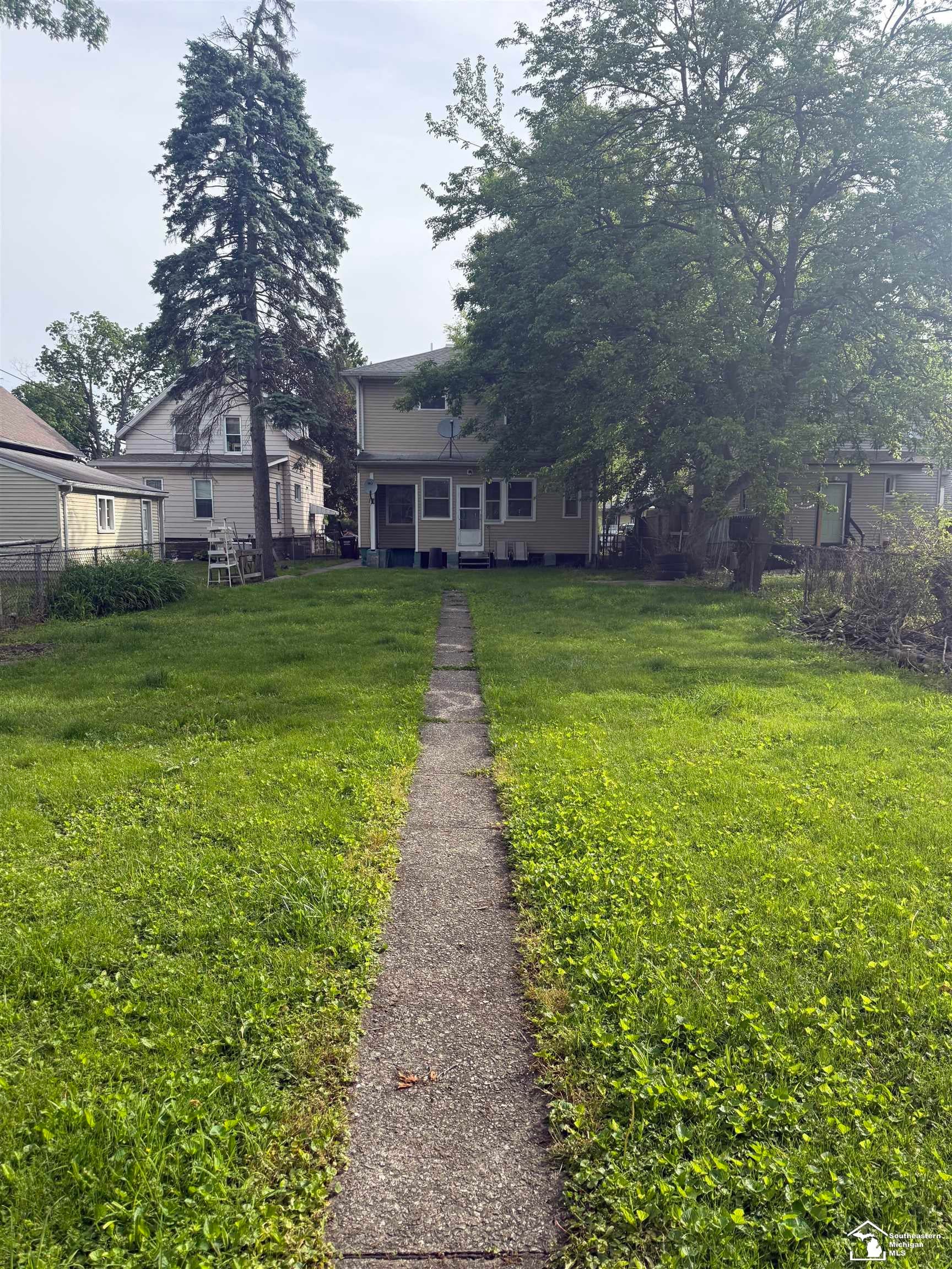 710 E fourth Street