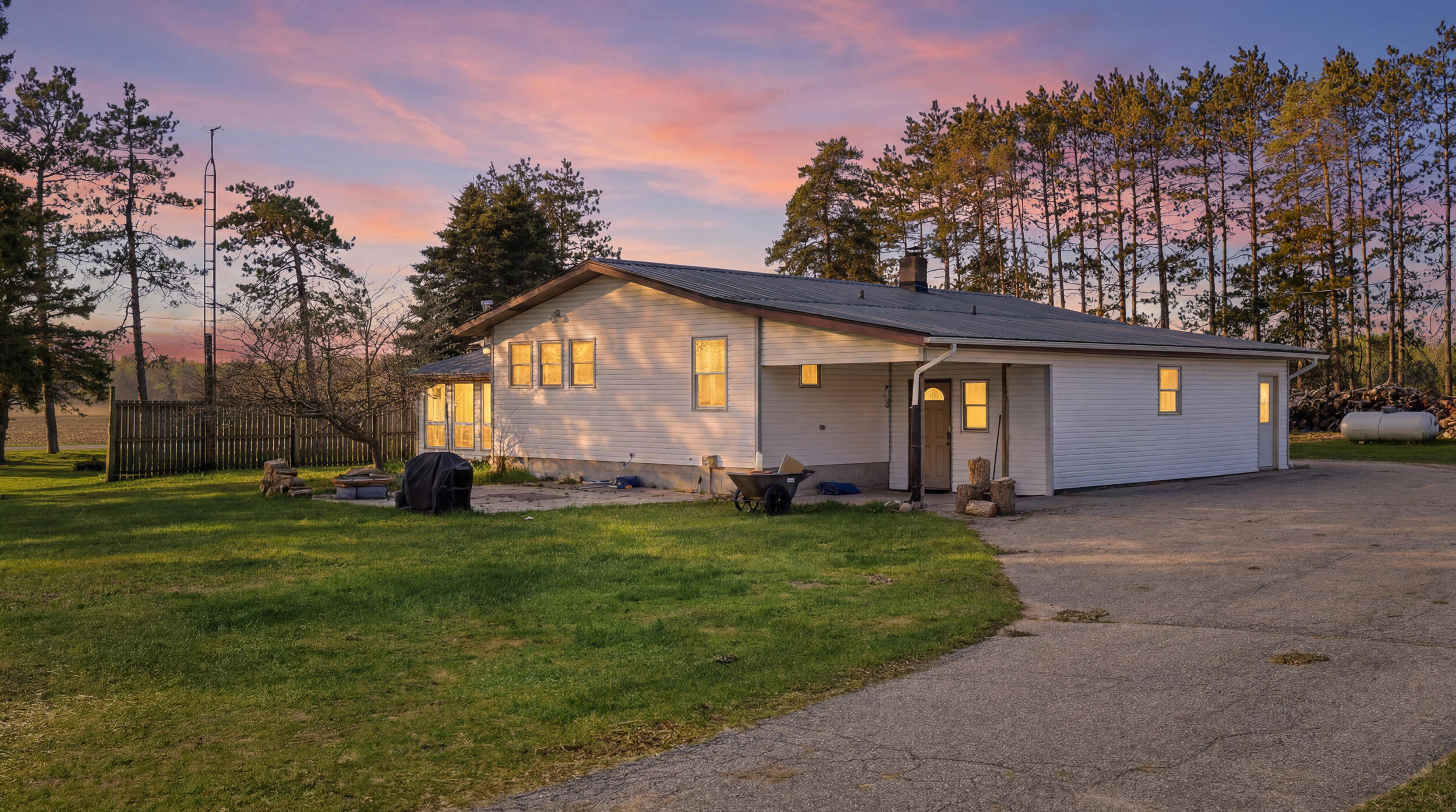 12686 Buchanan Road