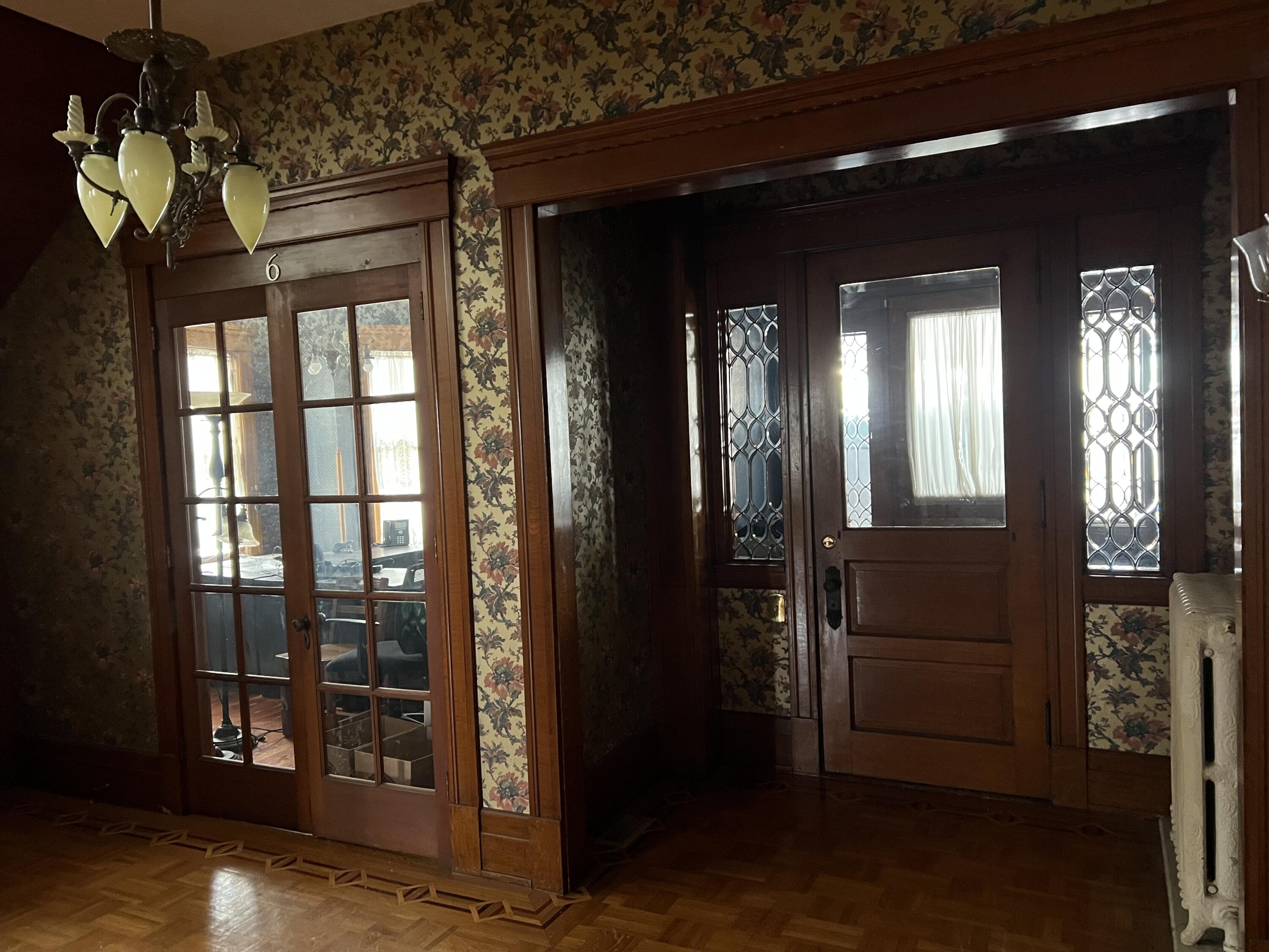 161 NE Capital Avenue NE