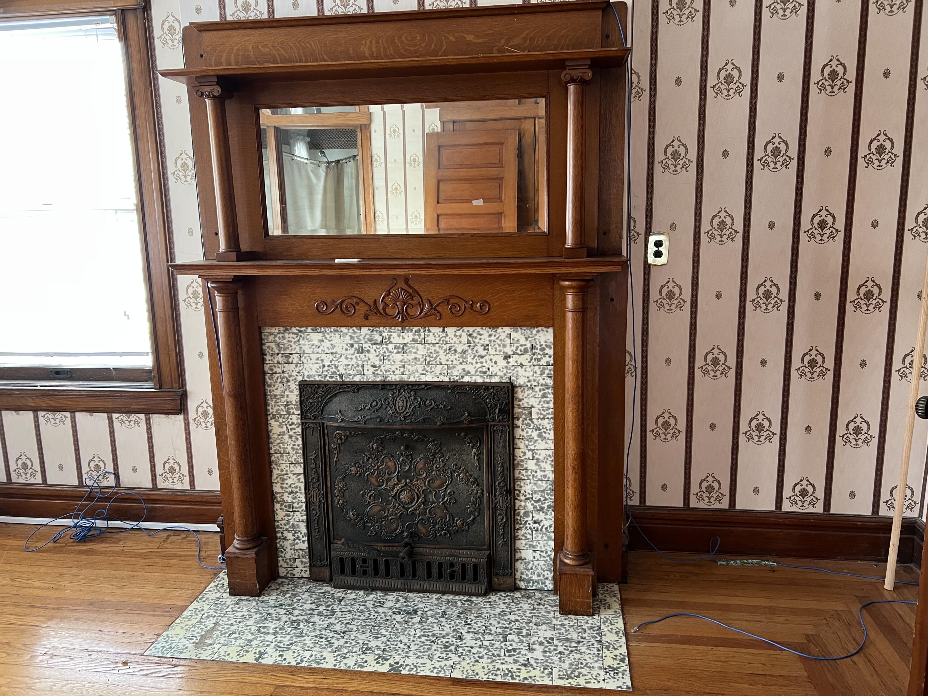 161 NE Capital Avenue NE