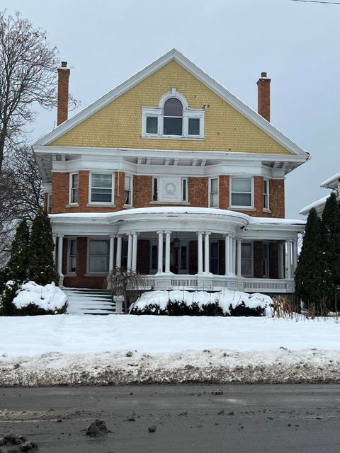 161 NE Capital Avenue NE Battle Creek City MI 49017