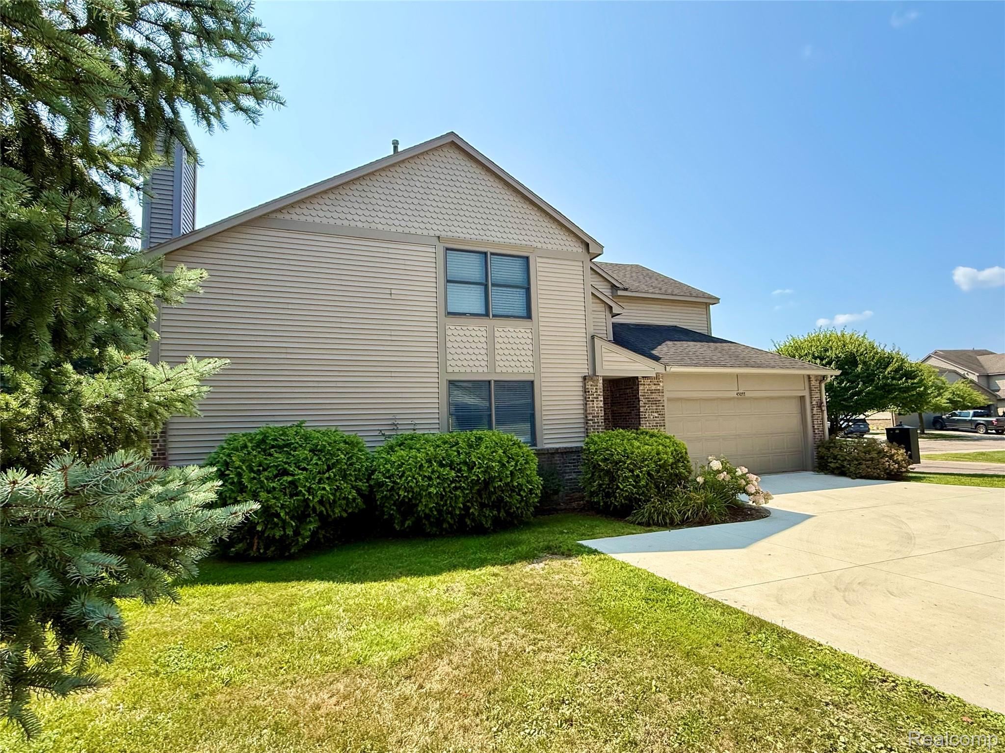 45077 COACHMAN Court 82