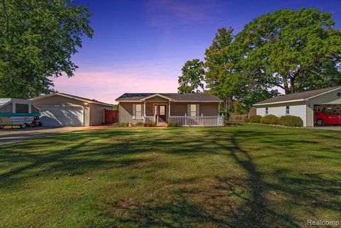 4323 Moonlight Drive Holly Township MI 48442