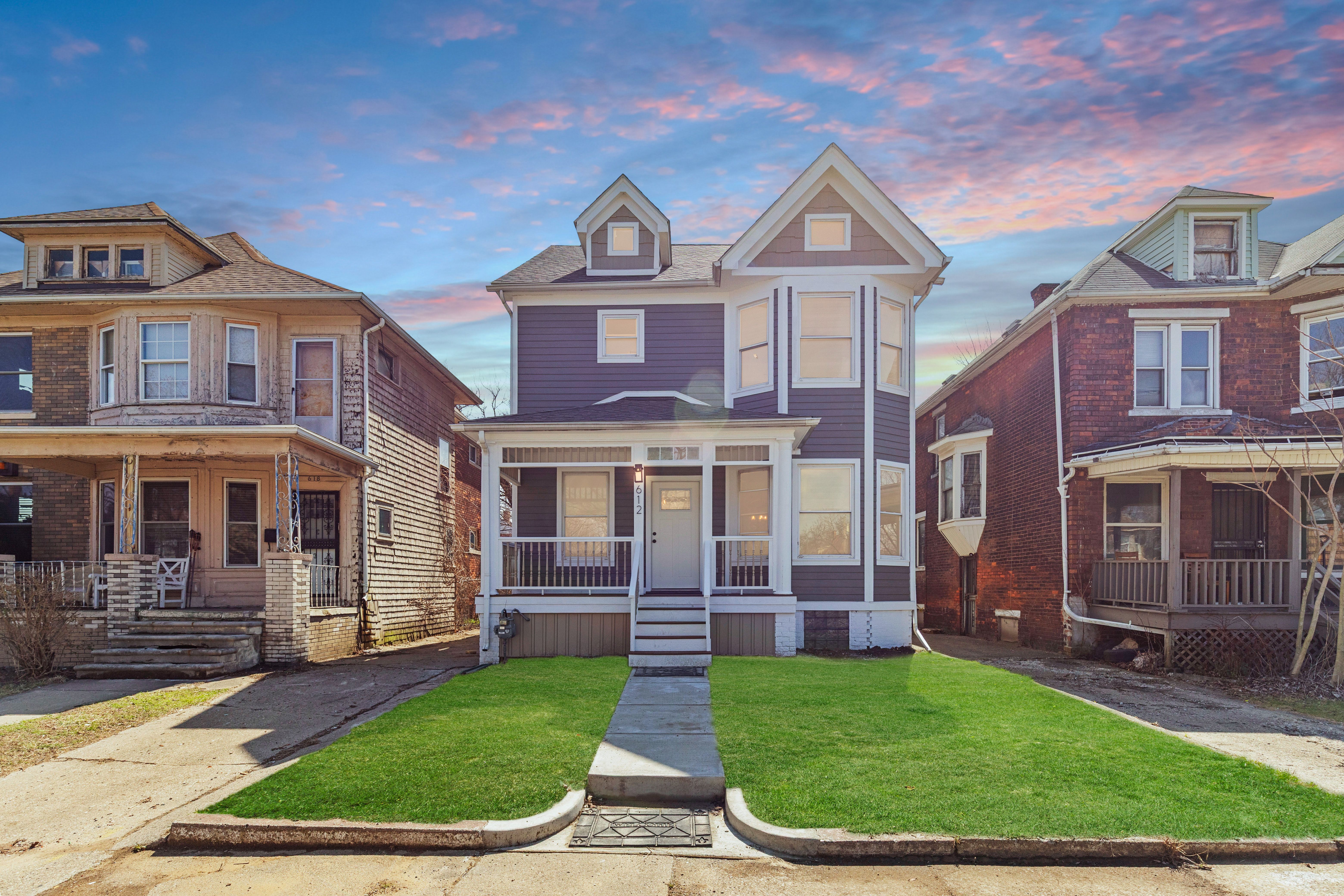 Detroit City Wayne, Michigan 48202, United States, 4 Bedrooms Bedrooms, ,3 BathroomsBathrooms,Residential,Active,103468