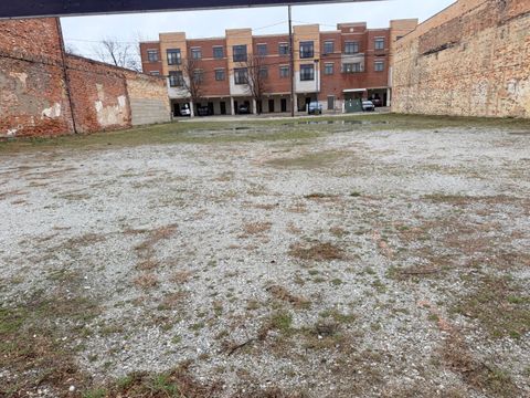 593 W Western Avenue Muskegon City MI 49440