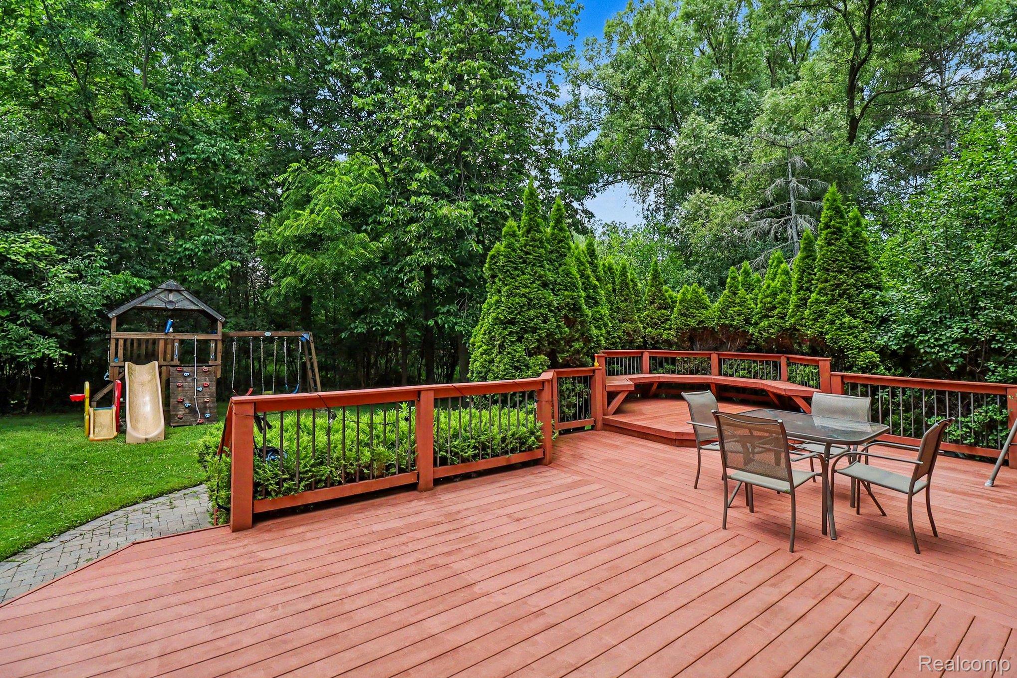 6621 Glenshaw Court