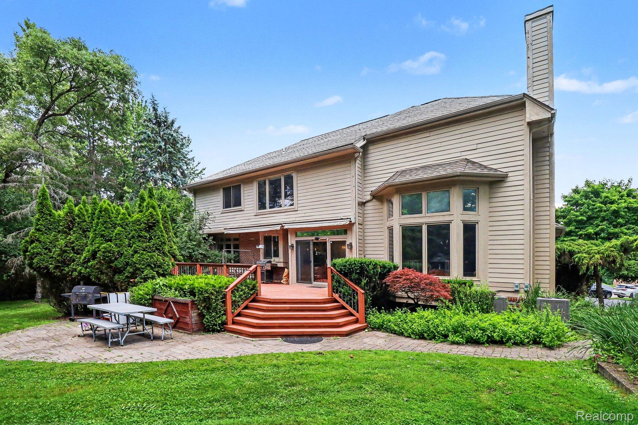 6621 Glenshaw Court