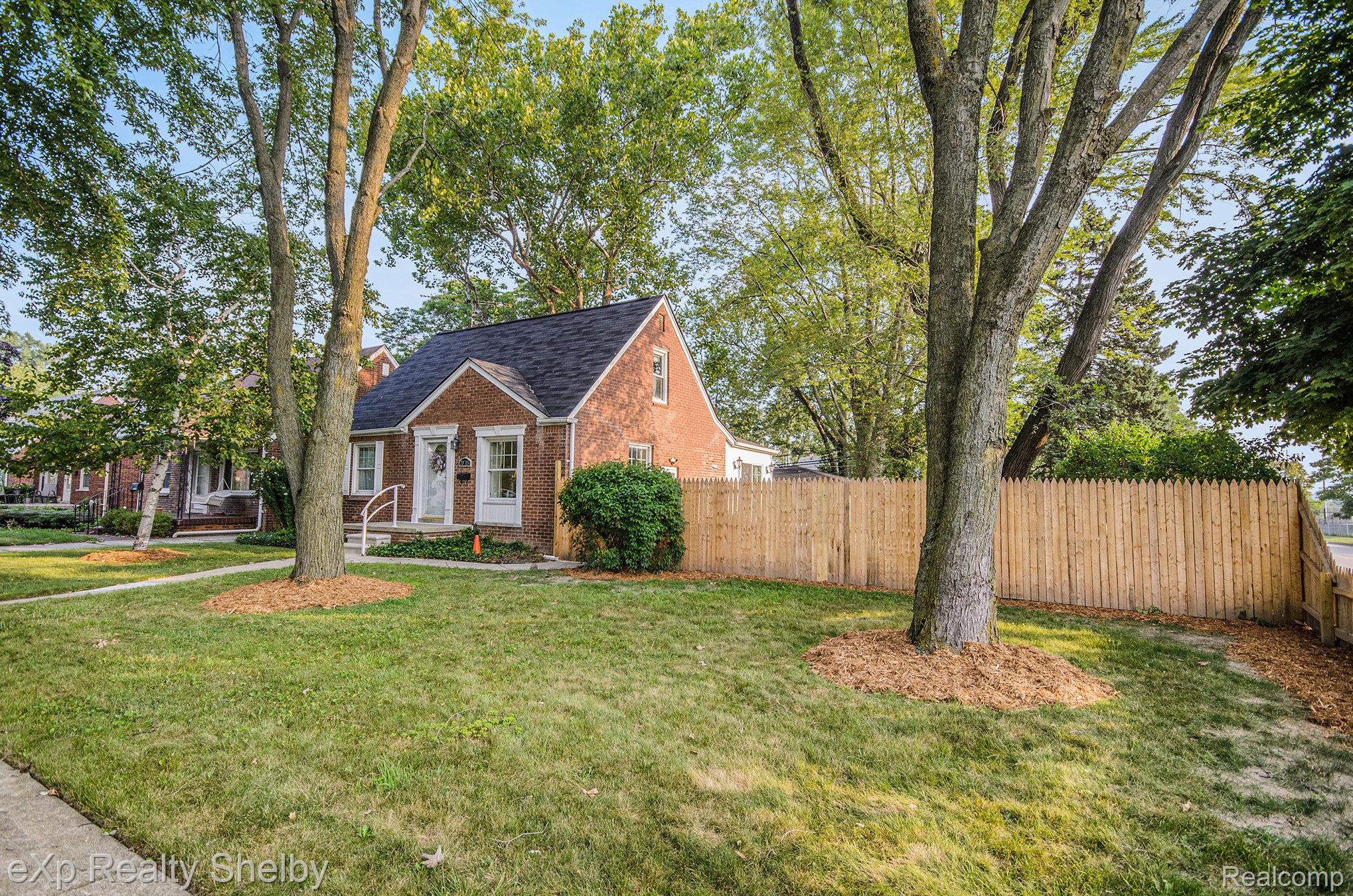 20703 Fleetwood Drive