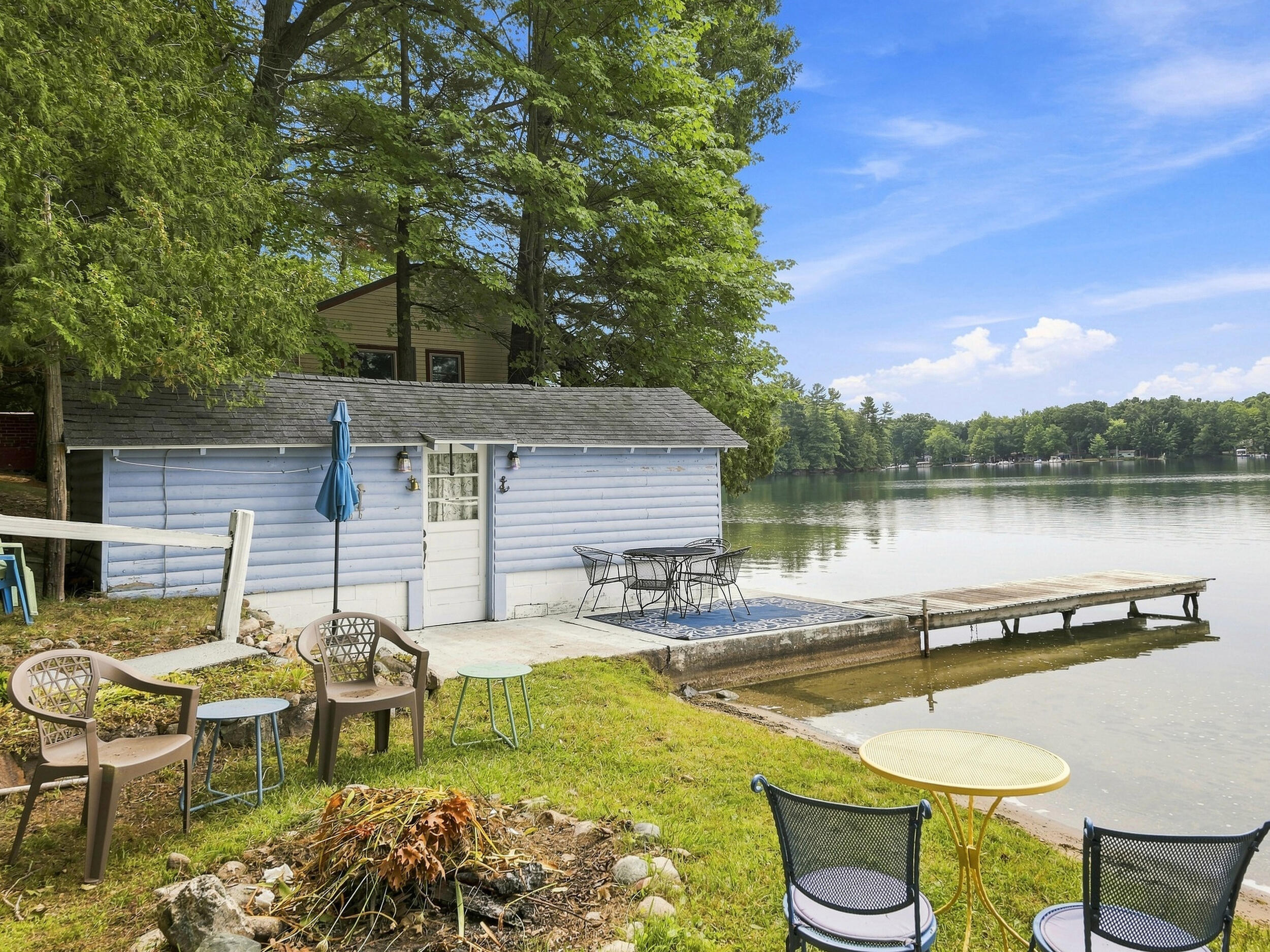 9545 E School Section Lake Drive
