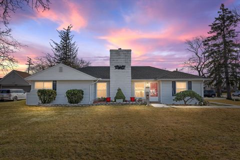 30260 HARPER Avenue St Clair Shores City MI 48082