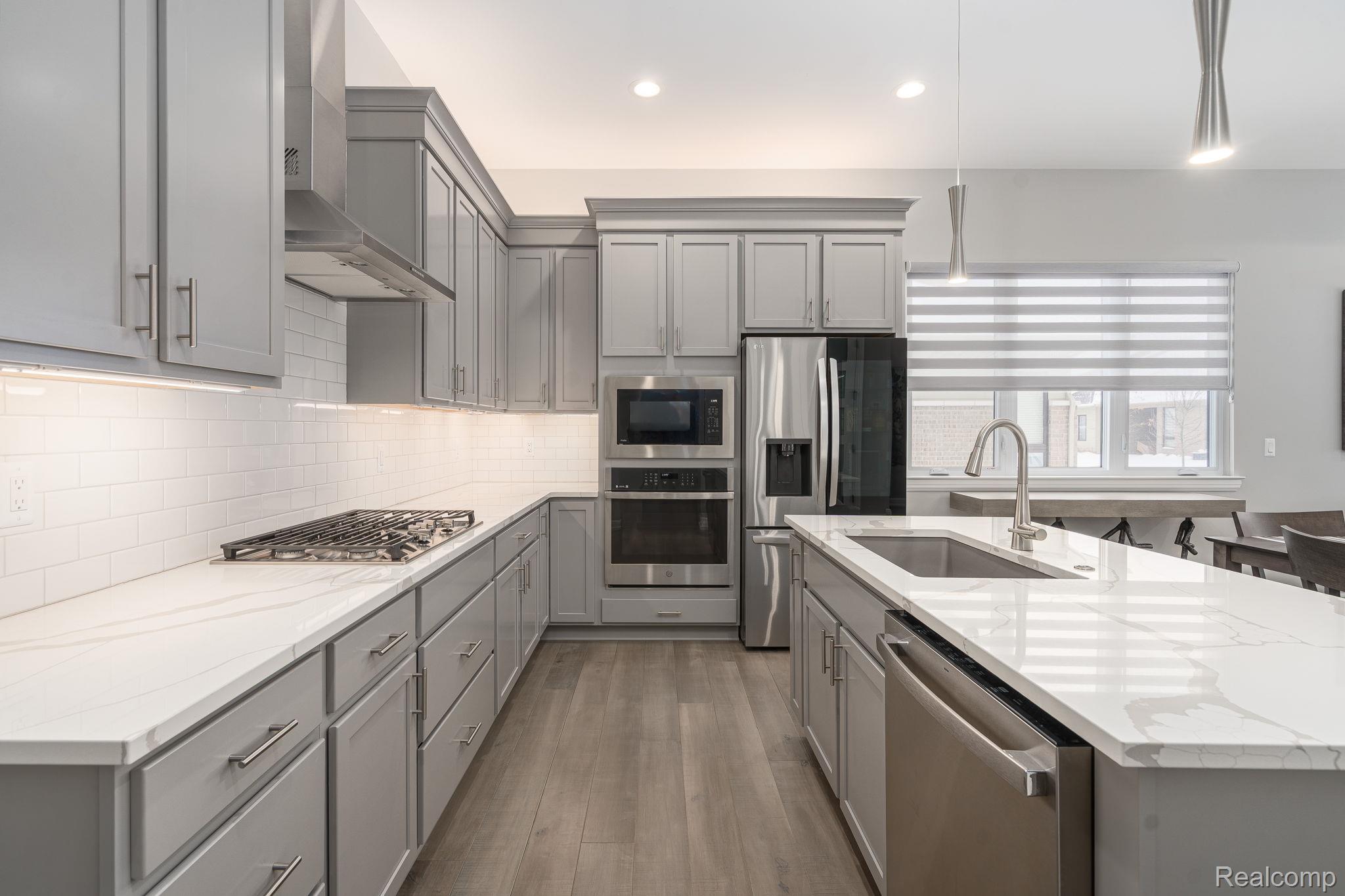 7484 Gramercy Circle