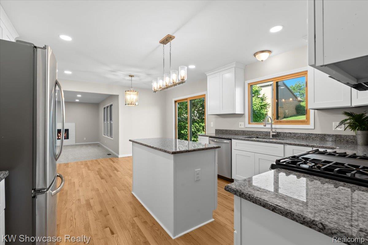 6416 Golf View Drive