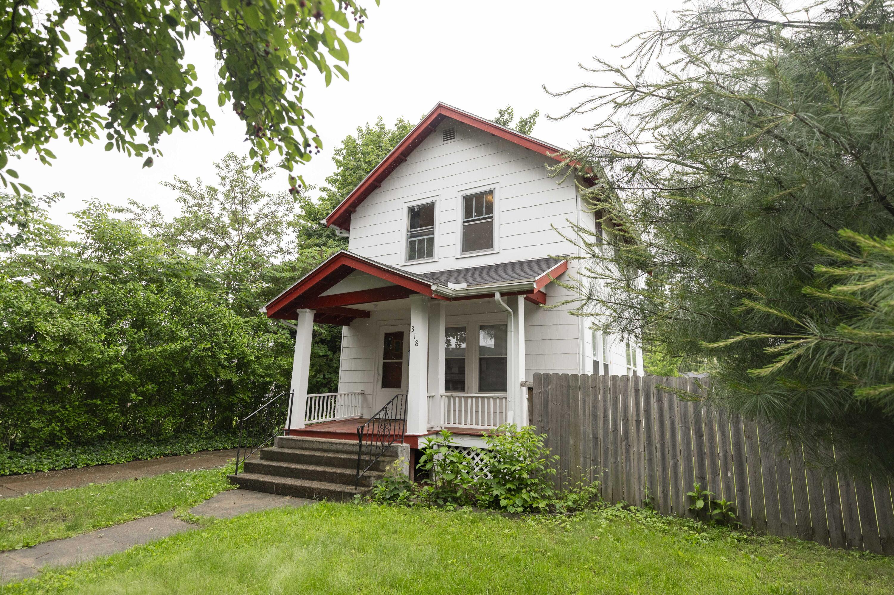 318 Cecil Street