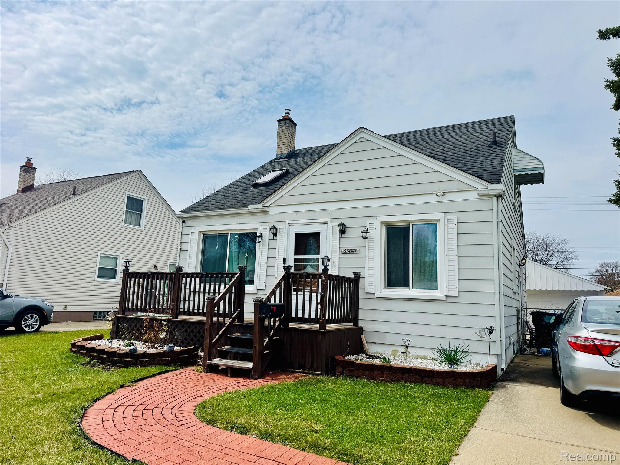 25641 Chalmers Street