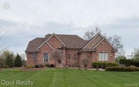 9924 Tuscany Valley Way Salem Township MI 48178