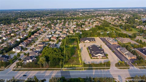 43224 Dequindre Rd Road Sterling Heights City MI 48314