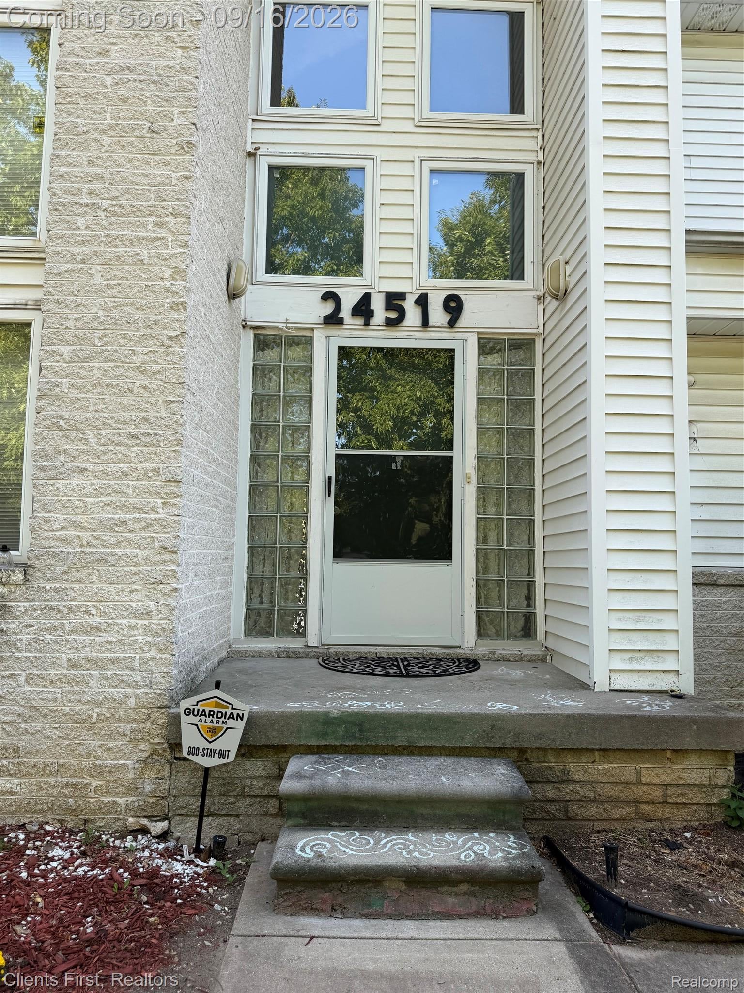 24519 Willowbrook