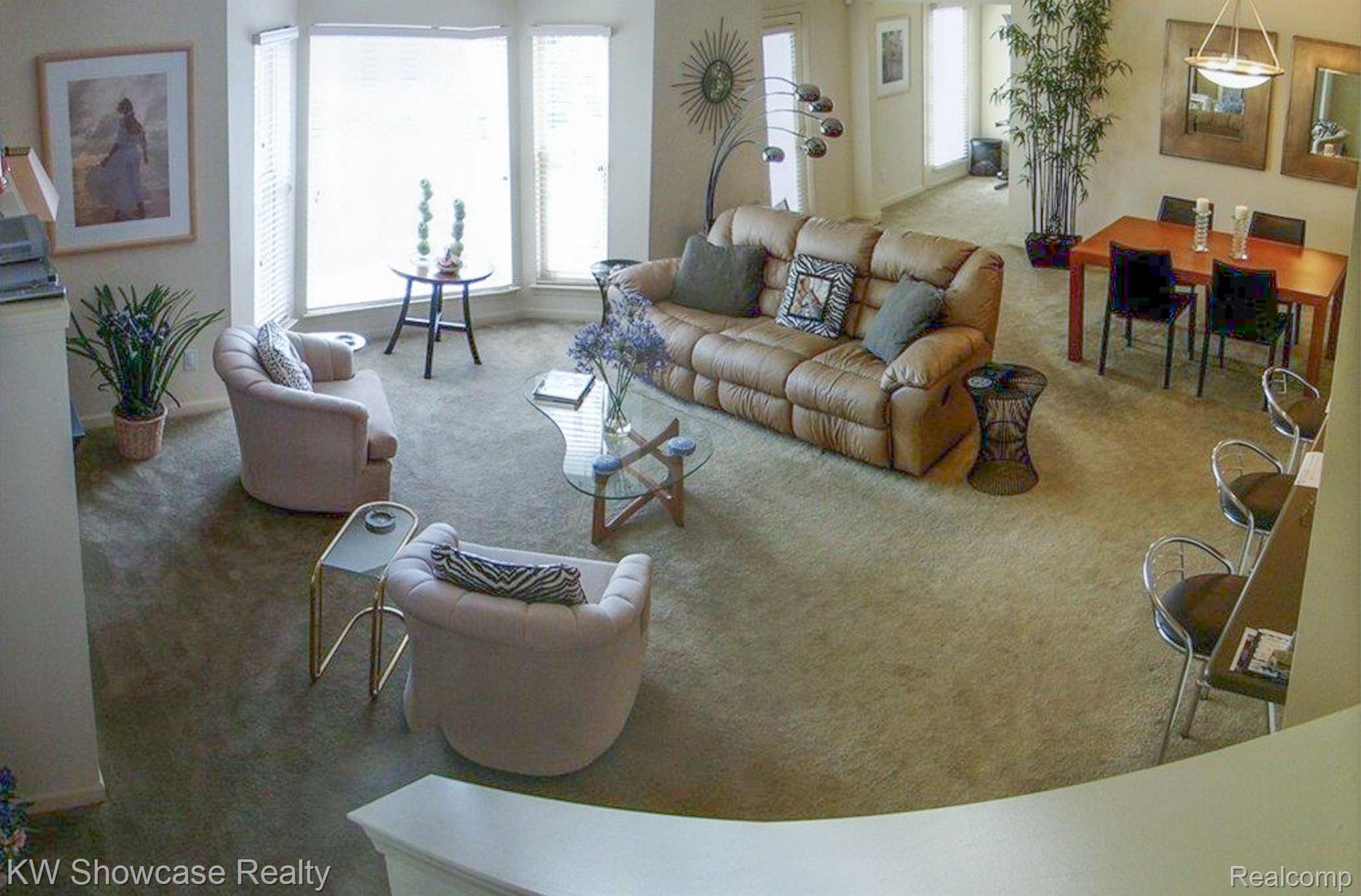 3235 CAMDEN Drive