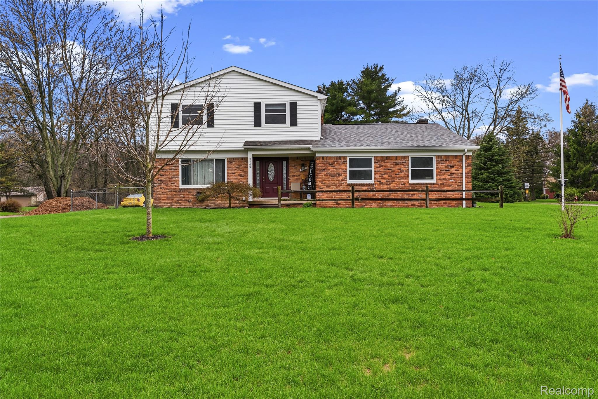 3799 Capitol Way