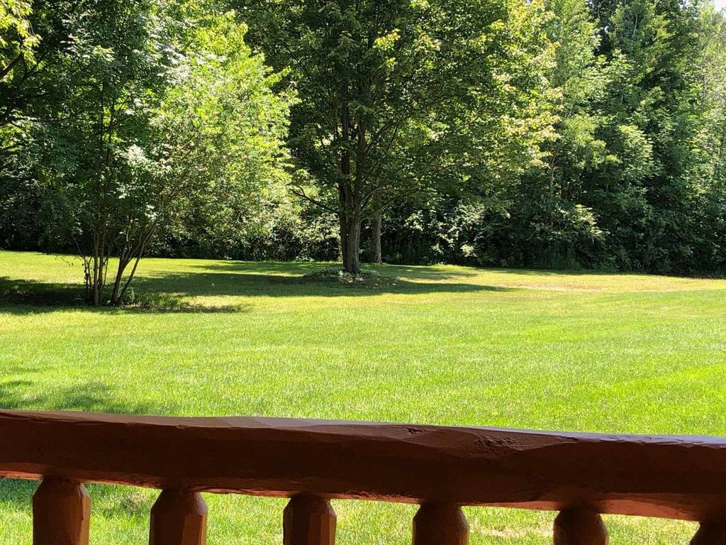listing image 83