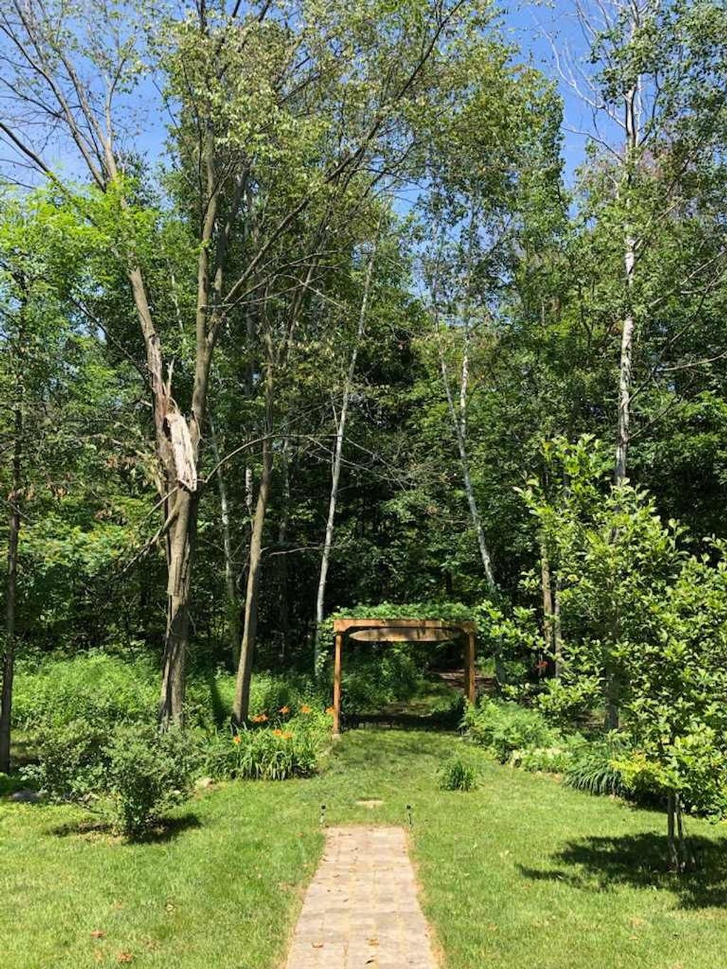 listing image 82