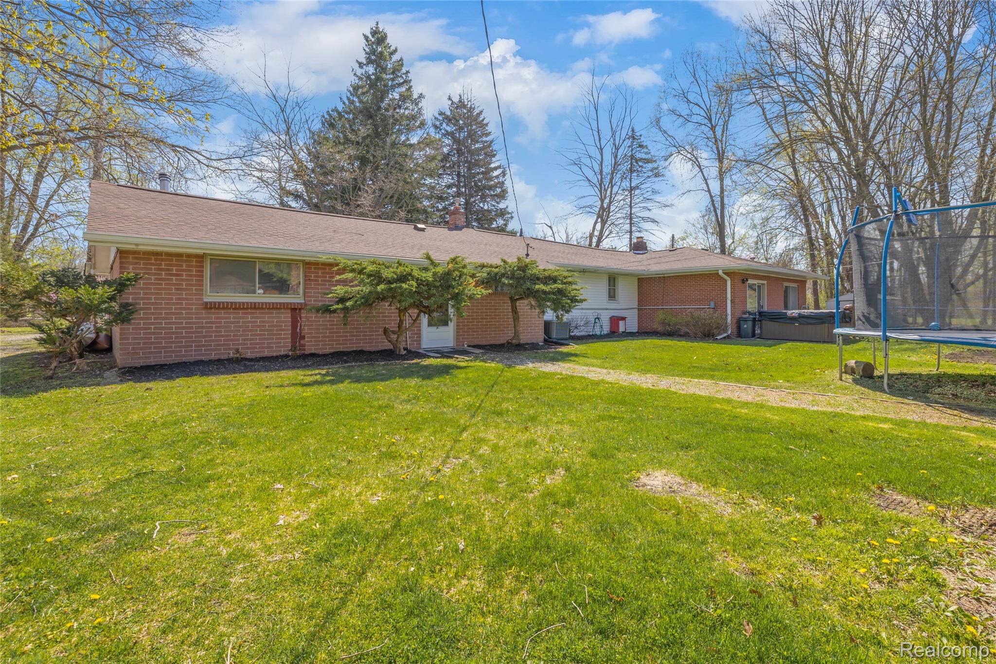 16000 S Huron River Drive