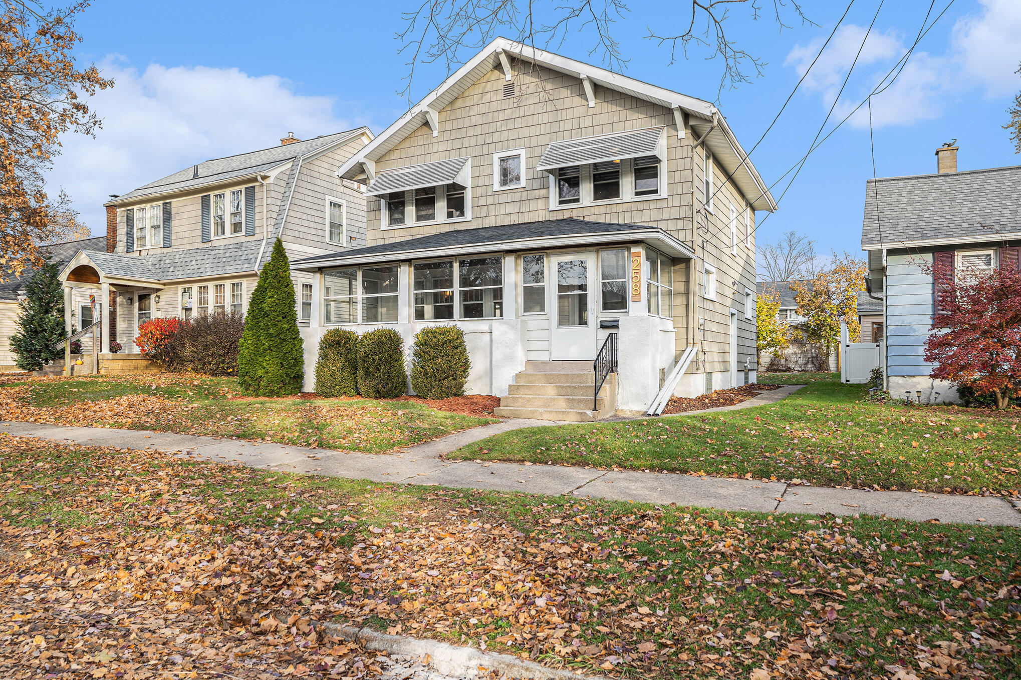 258 Richards Avenue SW