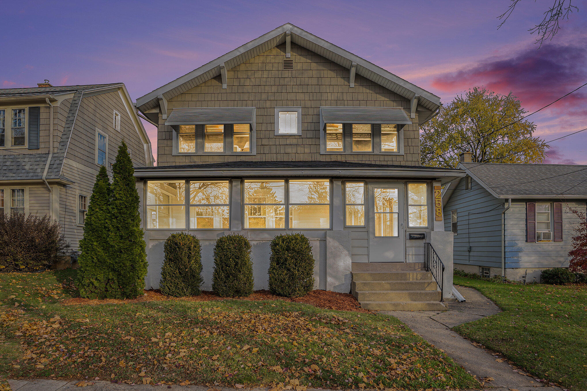 258 Richards Avenue SW